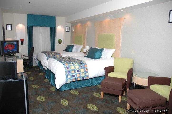The Grand Savannah Hotel Room photo